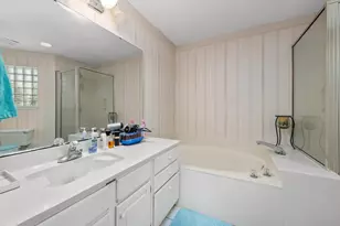2552 Palm Shores Dr, Shalimar, FL 32579 - Photo 12