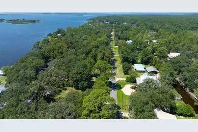 400 Pitts Bayshore Drive, Freeport, FL 32439 - Photo 64