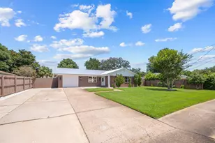 308 Spring Ln, Destin, FL 32541 - Photo 2