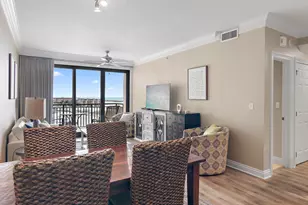 10 Harbor Blvd, Destin, FL 32541 - Photo 10
