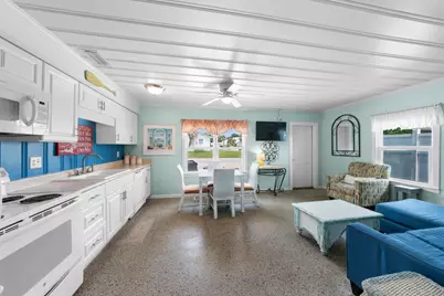 21927 Bataan Avenue, Panama City Beach, FL 32413 - Photo 20