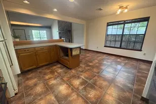 636 Fir Ave, Niceville, FL 32578 - Photo 8