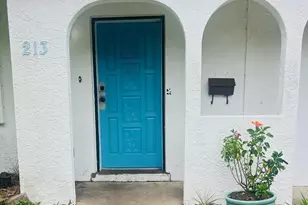 213 NW Moriarty St, Fort Walton Beach, FL 32548 - Photo 1