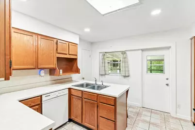 213 NW Moriarty Street, Fort Walton Beach, FL 32548 - Photo 14
