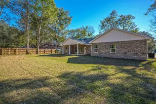 1524 Kais St, Baker, FL 32531 - Photo 6