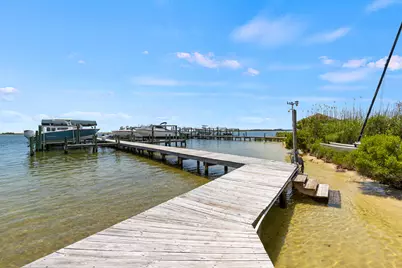 496 Soundview Court, Mary Esther, FL 32569 - Photo 32