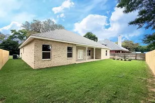 1619 Moore St, Niceville, FL 32578 - Photo 4