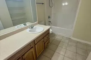 223 Johnson Ct, Crestview, FL 32536 - Photo 12