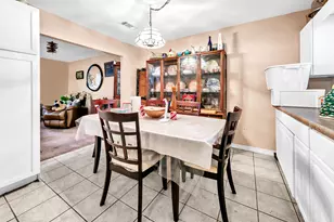 701 Trowbridge Ave, Fort Walton Beach, FL 32547 - Photo 10