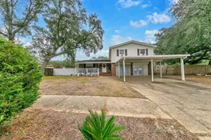 701 Trowbridge Ave, Fort Walton Beach, FL 32547 - Photo 1