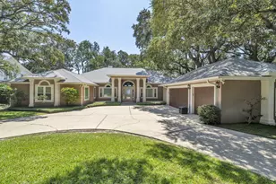 809 E Miracle Strip Pkwy, Mary Esther, FL 32569 - Photo 1