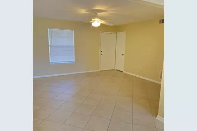 308 NW Victoria Avenue, Fort Walton Beach, FL 32548 - Photo 2