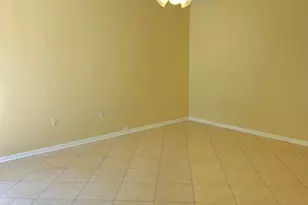 308 NW Victoria Ave, Fort Walton Beach, FL 32548 - Photo 6