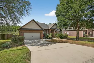 822 Wild Egret Ln, Crestview, FL 32536 - Photo 2