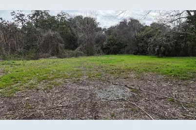 215 Davis Drive, Niceville, FL 32578 - Photo 4