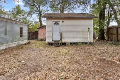 215 Davis Drive, Niceville, FL 32578 - Photo 8