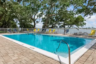 209 W Miracle Strip Pkwy, Mary Esther, FL 32569 - Photo 14