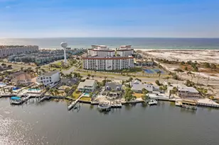 909 Santa Rosa Blvd, Fort Walton Beach, FL 32548 - Photo 1