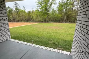 2411 Aleia Ln, Crestview, FL 32536 - Photo 24