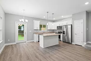 935 Kenzie Ln, Fort Walton Beach, FL 32547 - Photo 6
