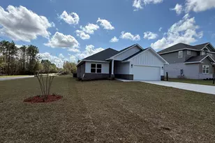 2400 Aleia Ln, Crestview, FL 32536 - Photo 1