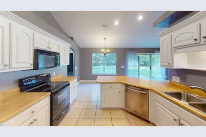 8118 Menorca Street, Navarre, FL 32566 - Photo 2