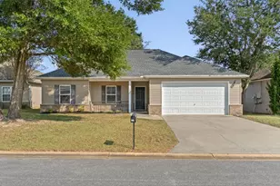 152 Creve Core Dr, Crestview, FL 32539 - Photo 1