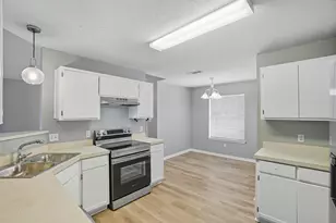498 Rush Park Cir, Mary Esther, FL 32569 - Photo 8