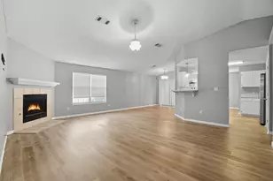 498 Rush Park Cir, Mary Esther, FL 32569 - Photo 1