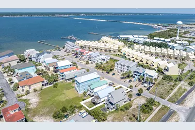 1405 Bahia Drive, Navarre, FL 32566 - Photo 4