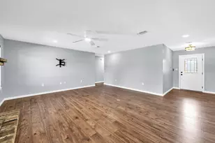 2005 Plumosa Palm Dr, Niceville, FL 32578 - Photo 10