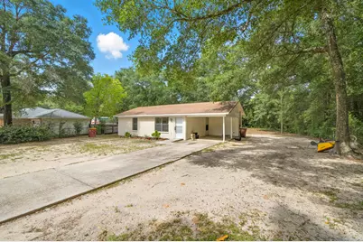 102 Grimes Avenue, Crestview, FL 32536 - Photo 4