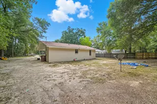 102 Grimes Ave, Crestview, FL 32536 - Photo 14