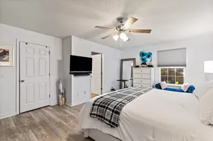 9749 Leeward Way, Navarre, FL 32566 - Photo 16
