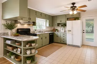 2128 3rd Ave, Crestview, FL 32539 - Photo 1