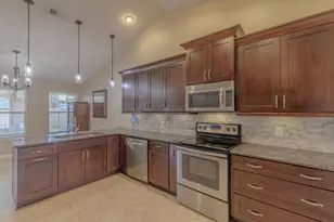 1230 Grand Ridge Cir, Gulf Breeze, FL 32563 - Photo 2