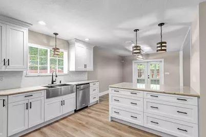 343 Oaklake Lane, Niceville, FL 32578 - Photo 1