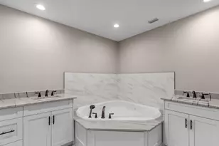 343 Oaklake Ln, Niceville, FL 32578 - Photo 20
