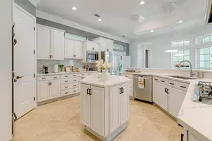 111 Troy Cir, Fort Walton Beach, FL 32547 - Photo 38