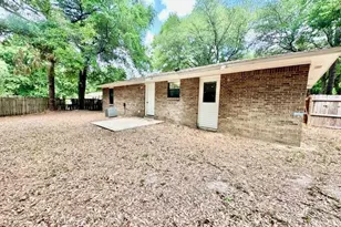 423 John King Rd, Crestview, FL 32539 - Photo 24