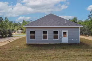 320 Woodlands Blvd, Defuniak Springs, FL 32433 - Photo 4