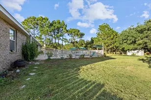 1896 Sundown Dr, Navarre, FL 32566 - Photo 38