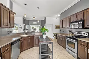 1896 Sundown Dr, Navarre, FL 32566 - Photo 12