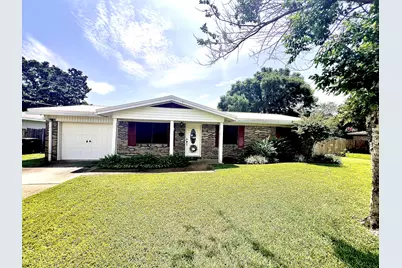 307 NW Sikes Circle, Fort Walton Beach, FL 32548 - Photo 1