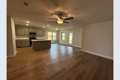 197 Ridgeway Circle, Crestview, FL 32536 - Photo 12