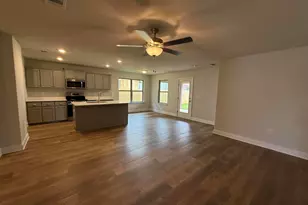 197 Ridgeway Cir, Crestview, FL 32536 - Photo 12