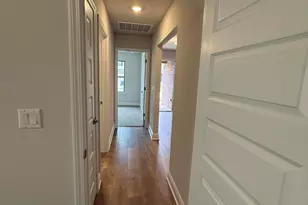 197 Ridgeway Cir, Crestview, FL 32536 - Photo 10