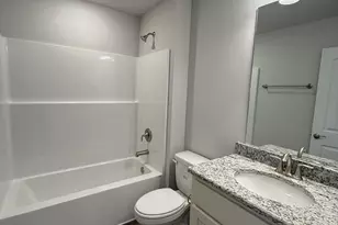 194 Ridgeway Cir, Crestview, FL 32536 - Photo 6