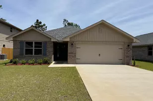 194 Ridgeway Cir, Crestview, FL 32536 - Photo 2