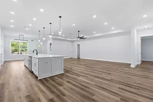 7179 Freedom Ct, Navarre, FL 32566 - Photo 20